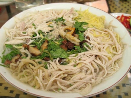 Tới Hà Nội nếm 12 món đặc sản Việt Nam